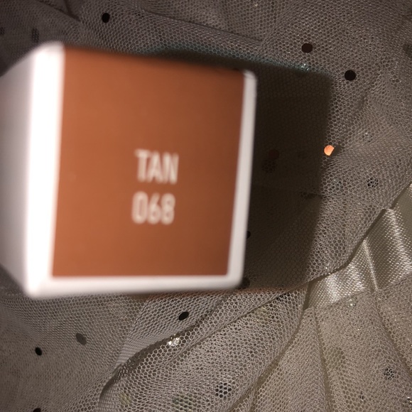 💎🐈‍⬛🧖🏻‍♀️ NWT 🧖🏻‍♀️💎 KatVonD •foundation• Tan 💎🧖🏻‍♀️ 🐈‍⬛ - Picture 3 of 9